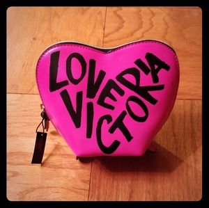 NWT Victoria's secret small cosmetic bag